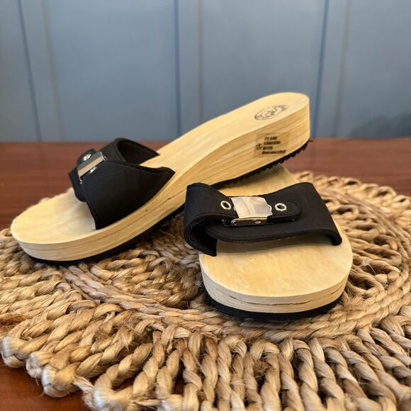 Panama Jack Retro Sandals‎ Women's Size 7-8 Black Platform Slides Silver Buckle - Picture 1 of 8